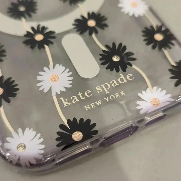 Kate Spade ♠️ Phone Case Daisy Chain MagSafe iPhone 15 Pro - Picture 4 of 9
